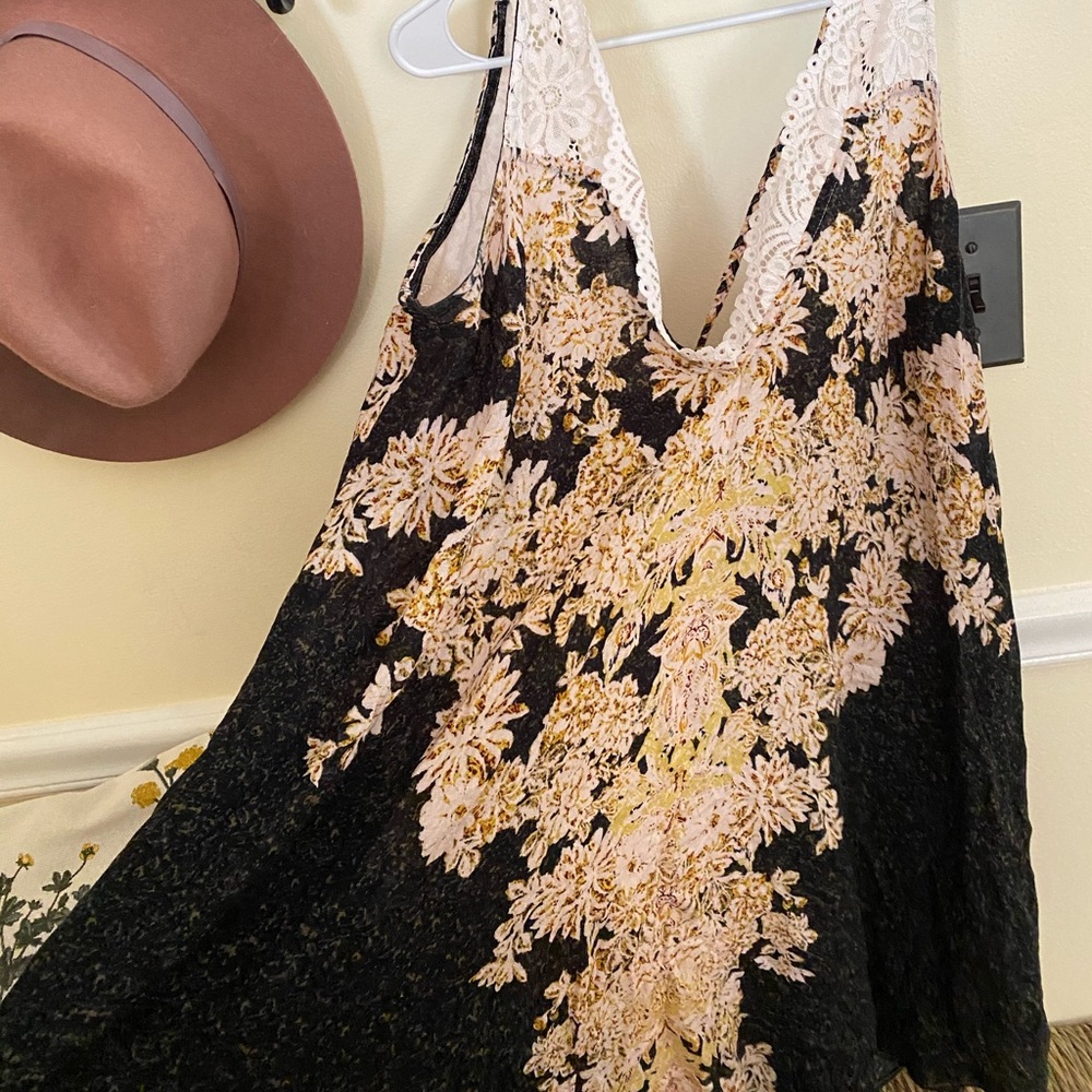 Free people rank top